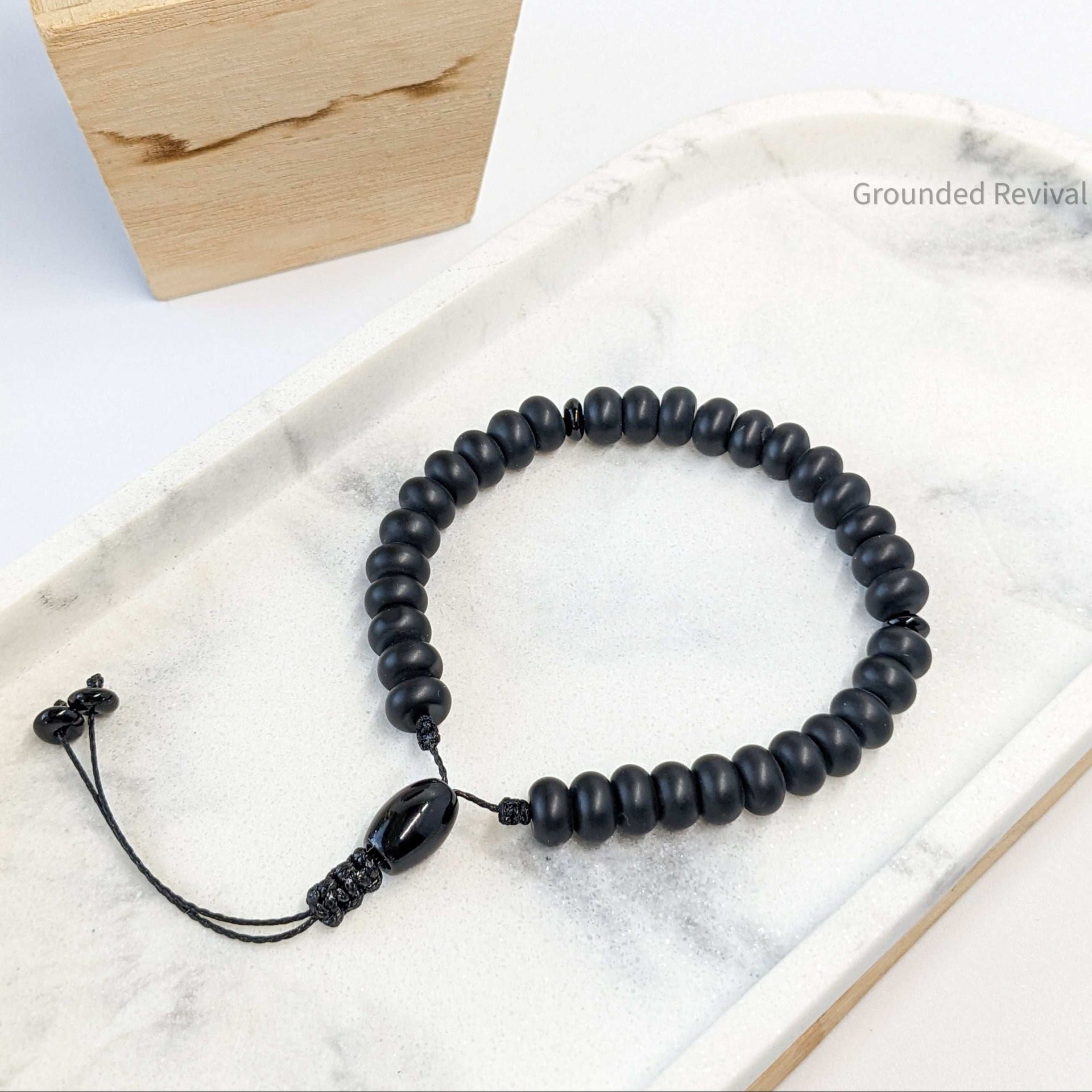 Matte Aqeeq Tasbih Bracelet | Men's Prayer Beads - 33 Disc Beads, 8mm