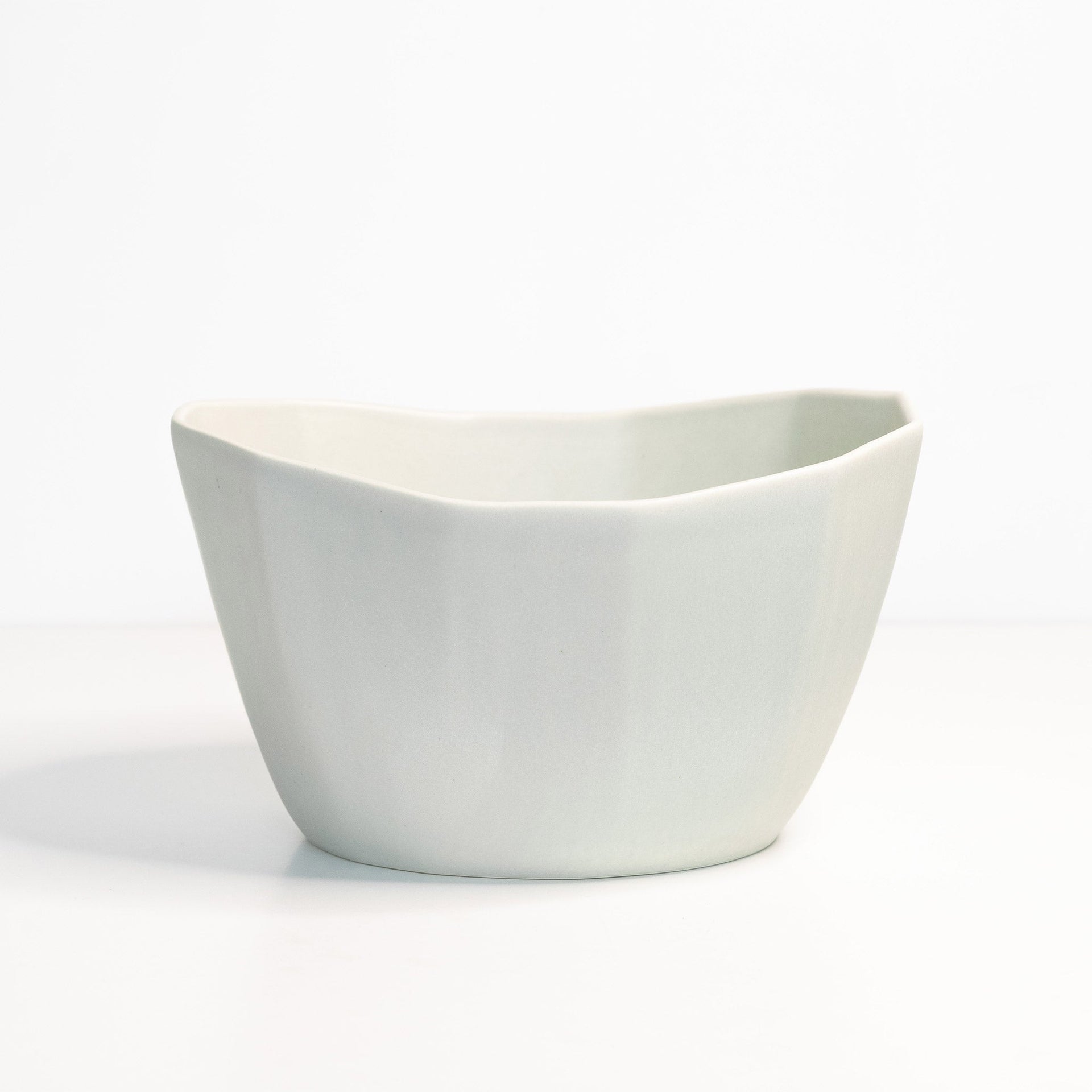 Medium Porcelain Nesting Bowl