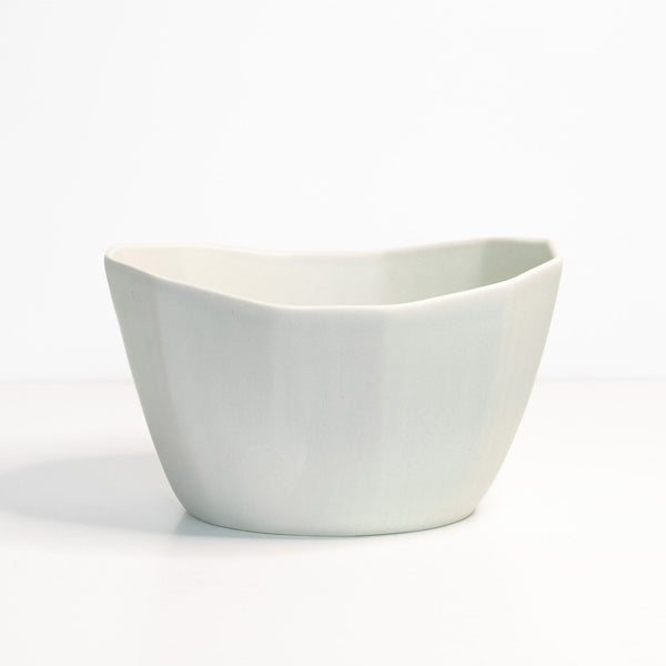 Medium Porcelain Nesting Bowl
