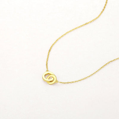 Simple Interlock Necklace