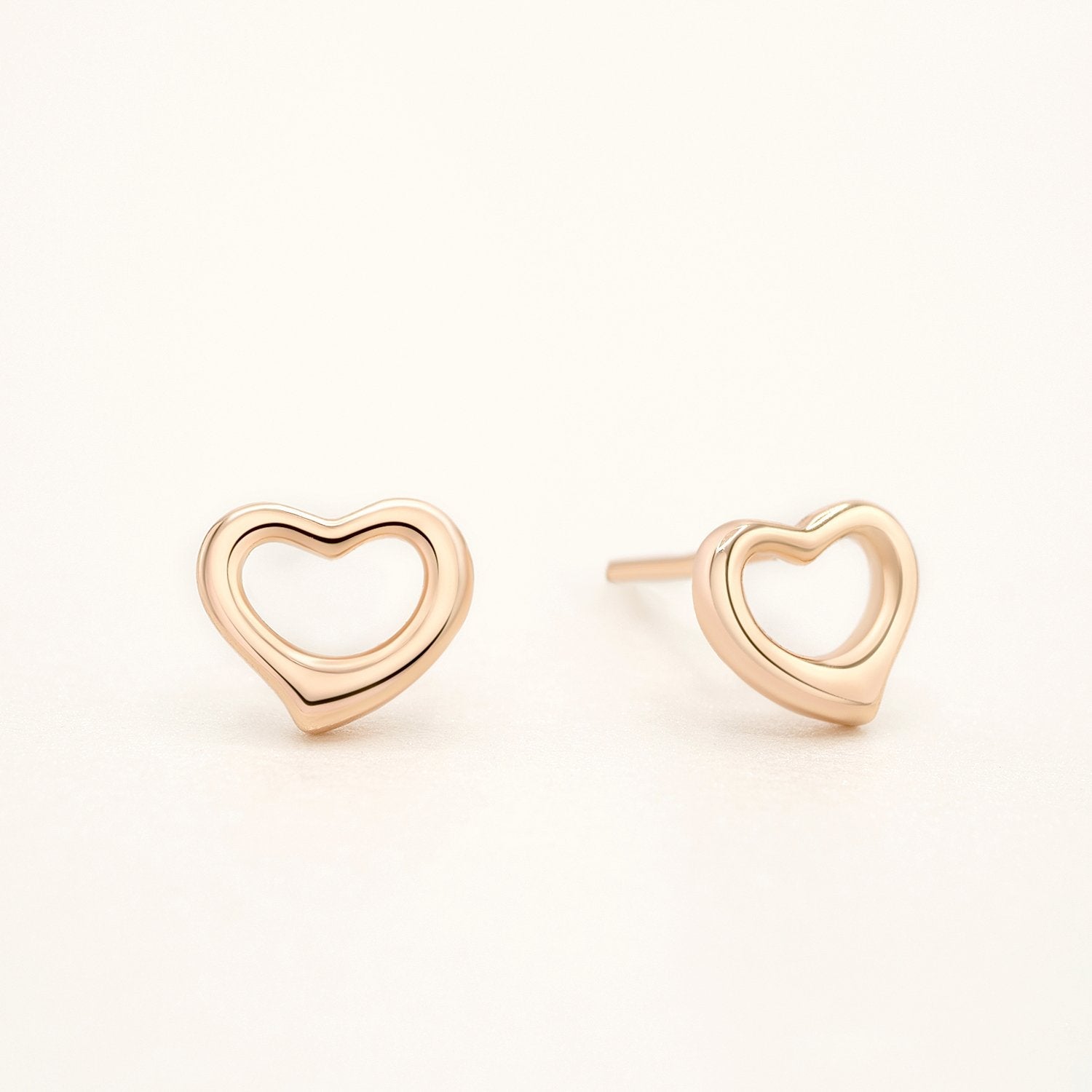 Plain Open Heart Studs