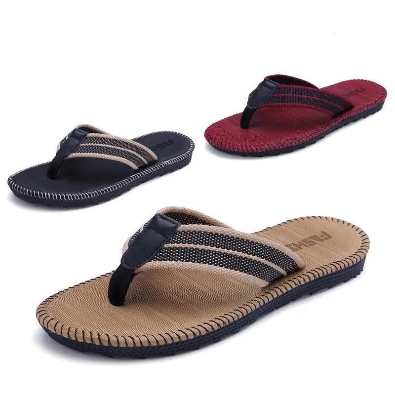 Men Modern Lightweight Slippers Non-Slip Flip Flops Stylish Design Durable Slippers Comfortable Indoor Sandals Classic Outdoor Slides Waterproof Flip Flops For Men