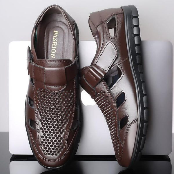 Men's leather sandals summer breathable leather shoes middle-aged and elderly soft soled dad's perforated shoes
