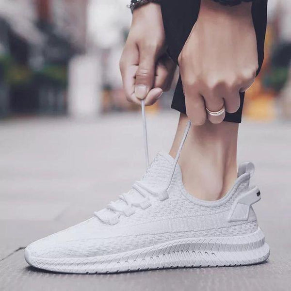 Men's Lightweight Running Shoes New Summer Comfortable And Breathable Sports Outdoor Fashion Sneakers Slip On Lightweight Athletic Fashion Casual Breathable Shoes For Walking Running Jogging