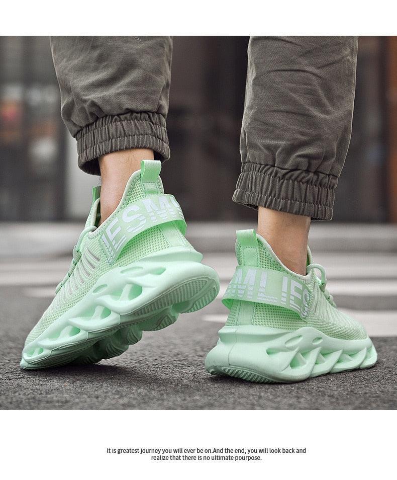 Men's Luxury Sneakers Autumn Mens Casual Shoes Lace-Up Breathable Light Running Tenis Shoes Modern Sneakers Breathable Black Trendy Sneakers