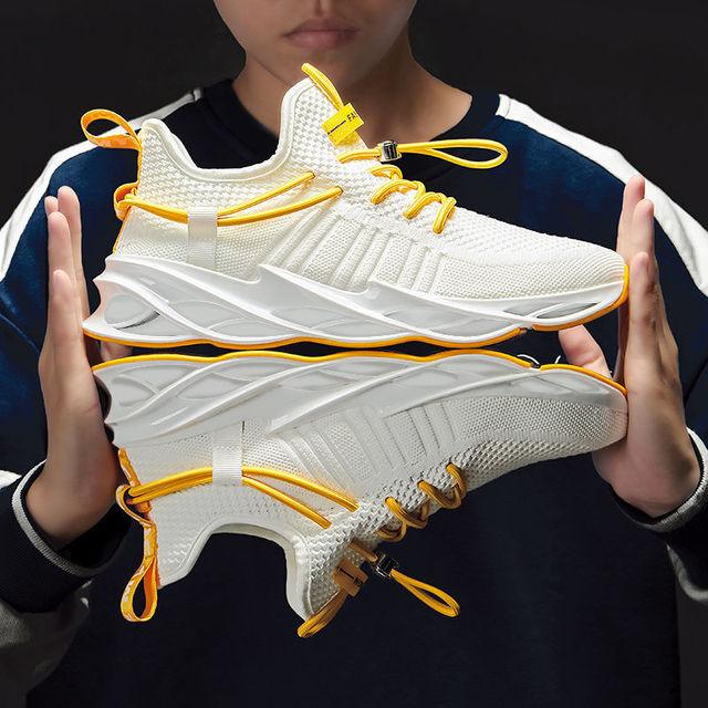 Men's Running Sneakers Non-Slip Lightweight Comfortable Air Sports Men Walking Sport Running Athletic Non Slip Fashion Breathable Luxury Modern Outdoor Sneakers