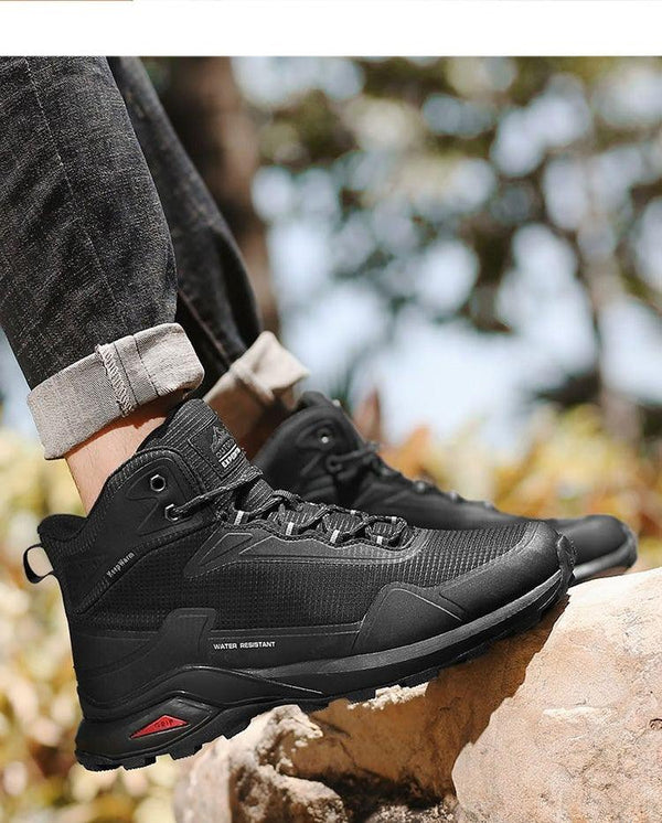 Men's Warm Boots Plush Snow Boots Outdoor Non-Slip Hiking Boots High Top Waterproof Sports Men's Winter Boots Snow Boots Warm Lined Non Slip Leather Shoes