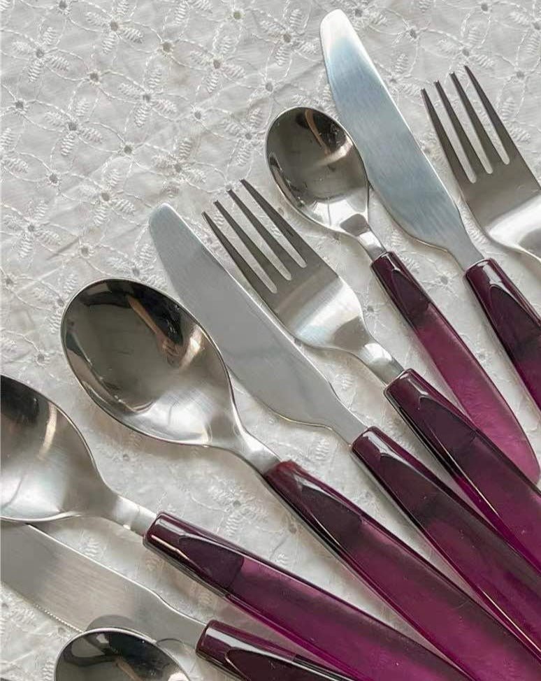 Meteor Flatware Set of 16 Pcs ( $3.5 Each ) - Sleek Modern Cutlery Silverware Set