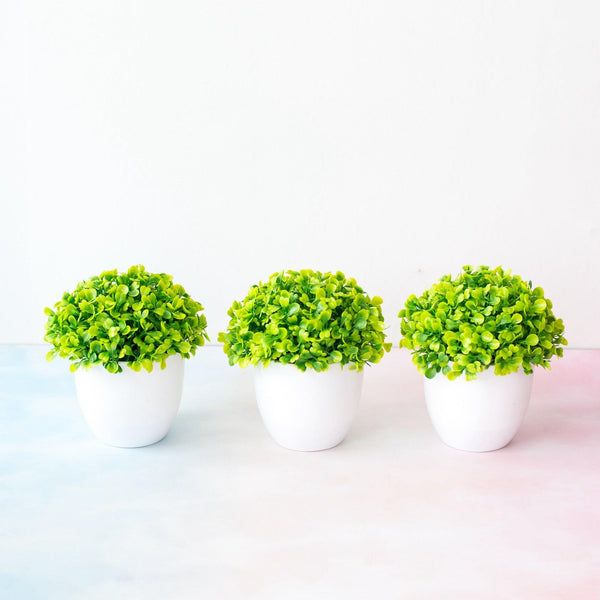 Mini Cute Artificial Bonsai Potted Plastic 15x16cm Friend's Gift Fake Decor  with Plastic Pots Fake Flowers Arrangements for Home Decoration