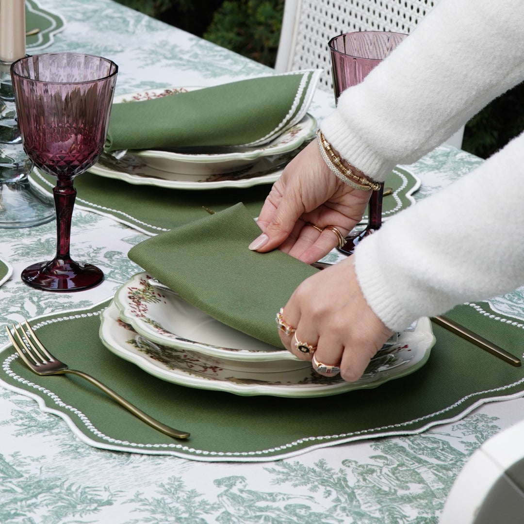 SPRING TABLE DECOR – MIRELI GREEN RECTANGLE PLACEMAT & NAPKIN SET