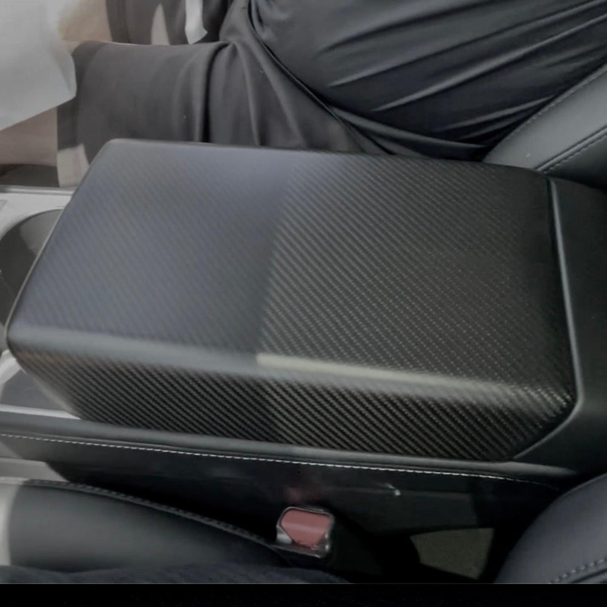 TESERY Model Y / 3 Armrest Cover - Dry Carbon Fiber Interior Mods