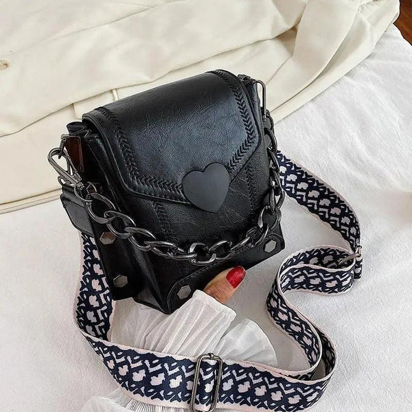 Modern Elegant Stunning Heart-Shaped Women's Bag Cute Studded Shoulder Bag For Women And Girls