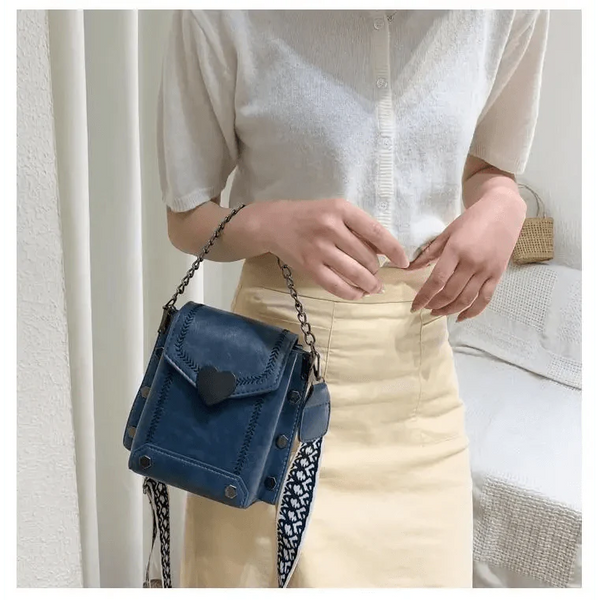 Modern Elegant Stunning Heart-Shaped Women's Bag Cute Studded Shoulder Bag For Women And Girls