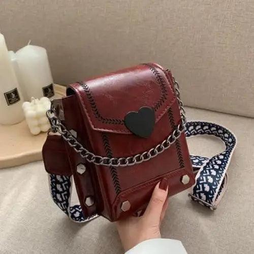 Modern Elegant Stunning Heart-Shaped Women's Bag Cute Studded Shoulder Bag For Women And Girls