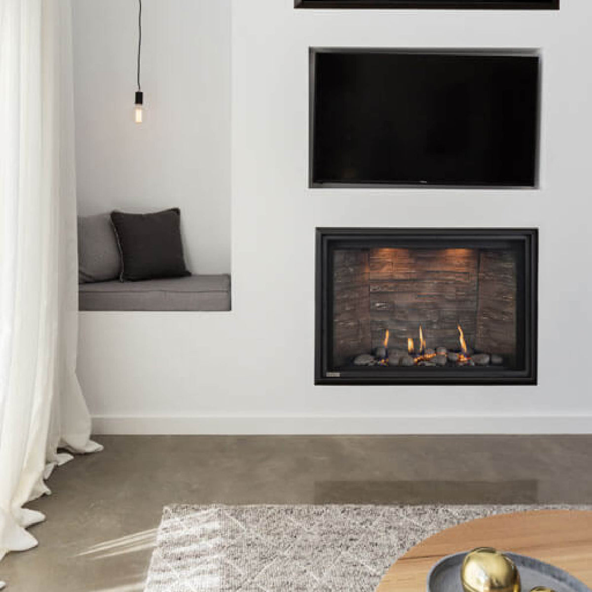 Montigo DelRay Square Full Load Direct Vent Natural Gas Fireplace With Battery Backup [DRSQ34/38/42NI-2] (SAK15983)