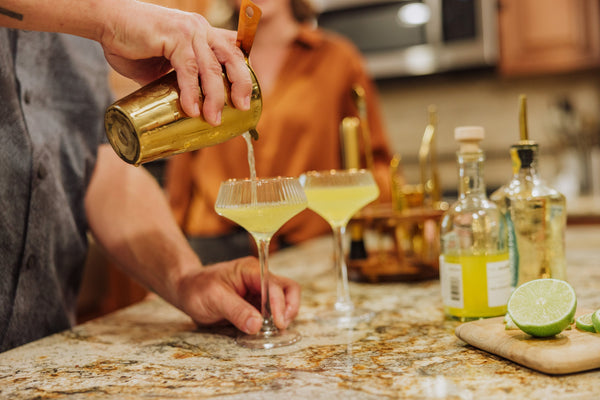 Carousel Lazy Susan Bar Set Picnic Time Family of Brands