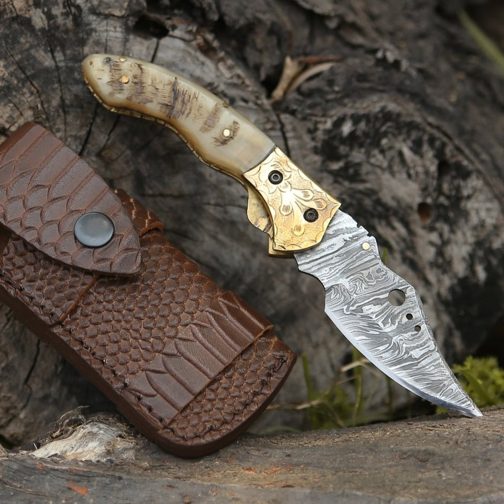 Myst Gentleman's Pocket Folder with Ram Horn Handle