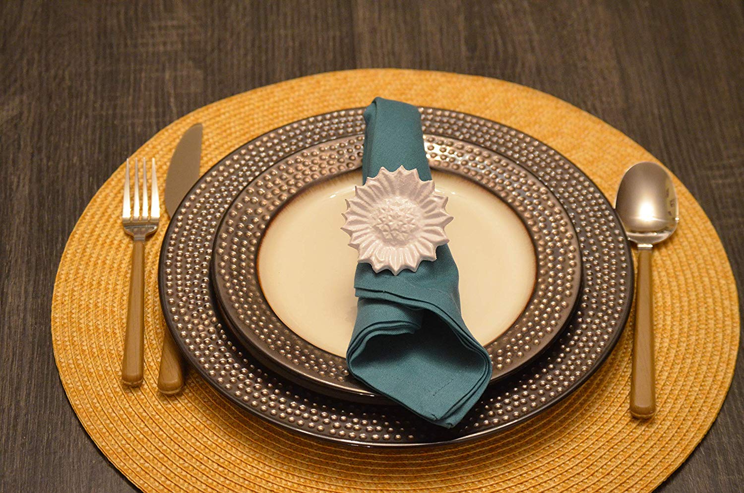 Vibhsa Sunflower White Napkin Rings Set of 4