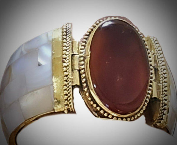Natural Brown Agate Shell Bangles