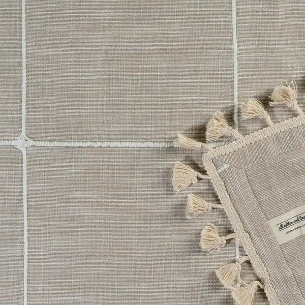 Beige Plaid Tablecloth With Tassel
