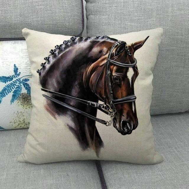 New Animal Pattern Pillow Cover Simple Wind Pillow Set Art Home Decorative Throw Pillow Cover Horse Cotton Linen Cushion for Couch Sofa Bedroom Livingroom Kitchen Car Restoring Ancient Ways Horse Head Decorative Cushion Covers 45x45CM