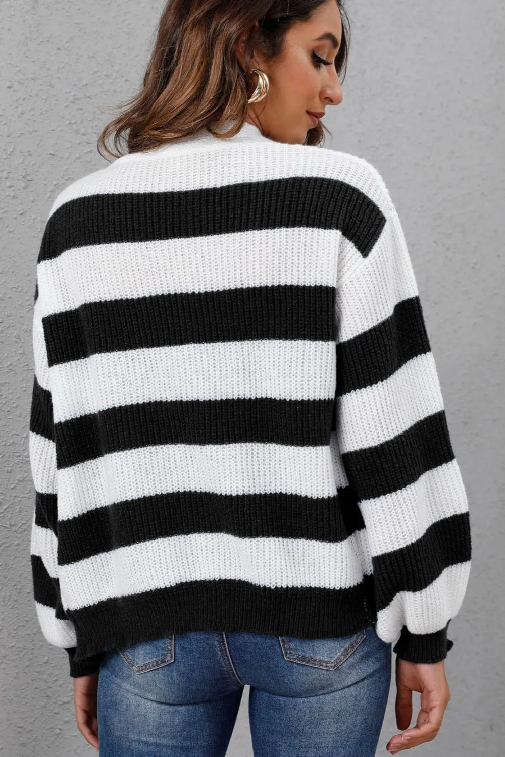 New autumn and winter women's clothing contrasting striped button spliced woven sweater jacket
