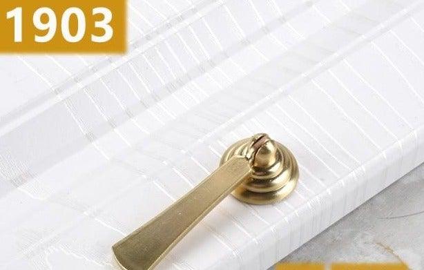 New Chinese Golden Cupboard Door Drawer Concealed Buckle Handle Wardrobe Zinc Alloy Hardware Handle Kitchen Cupboard Hardware Modern Style Furniture Door Pulls