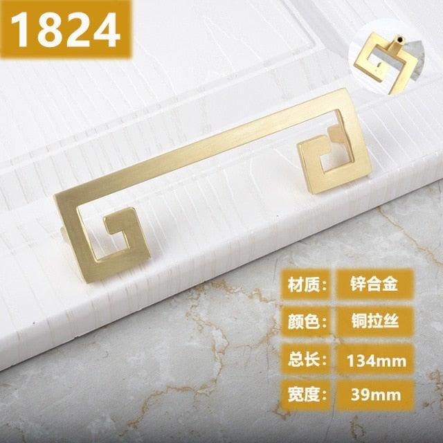 New Chinese Golden Cupboard Door Drawer Concealed Buckle Handle Wardrobe Zinc Alloy Hardware Handle Kitchen Cupboard Hardware Modern Style Furniture Door Pulls
