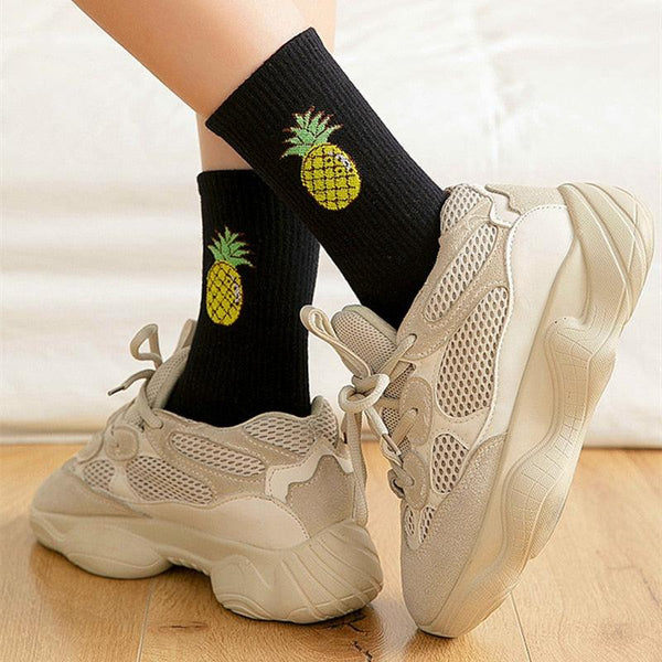 New Elegant Fruit Printed Breathable Cotton Socks Happy Funny Unisex Socks Candy Colors Harajuku Casual Cotton Crew Socks For Men And Women