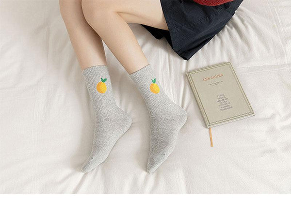 New Elegant Fruit Printed Breathable Cotton Socks Happy Funny Unisex Socks Candy Colors Harajuku Casual Cotton Crew Socks For Men And Women