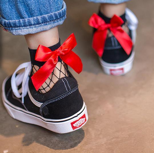 New Fashion Women Black Mesh Short Ankle Socks Girls Fishnet Socks With Cute Bow Ladies Socks in 6 Colors Outdoor Stylish Socks For Women