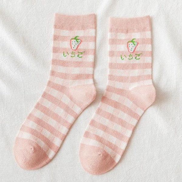 New Harajuku Style Kawaii Woman Socks Cotton Socks Novelty Socks with Strawberry and Flower Funny and Pink Socks Running And Climbing Socks For Men And Women