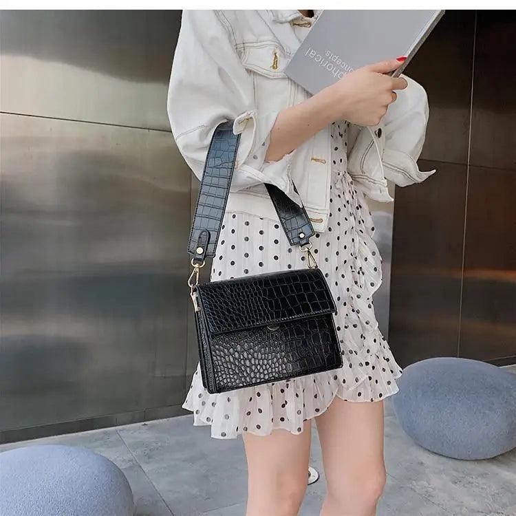 Female Flip Square Bag Leather Women's Designer Handbag Crocodile Pattern Shoulder Messenger Bags