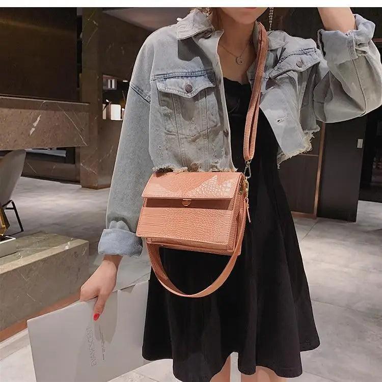 Female Flip Square Bag Leather Women's Designer Handbag Crocodile Pattern Shoulder Messenger Bags