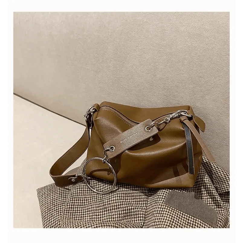 New PU Leather Shoulder Bag for Women Designer Wide Belt Handbags with Chain For Ladies