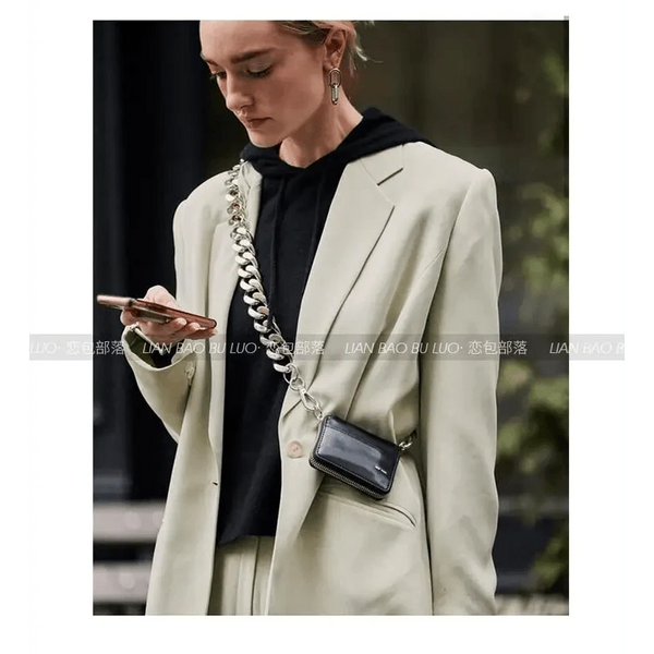 New Sparkling Thick Metal Chain Shoulder Bag Bike Wallet, Mini Bag, Coin Purse. Fashionable Women Pack Leather Crossbody Bags