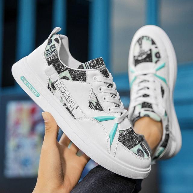 New Sports Mens Flats Sneakers Modern Design Man Running Shoes Mixed Colors Fashion Sports Black Popular Style Running Casual Walking Sneakers