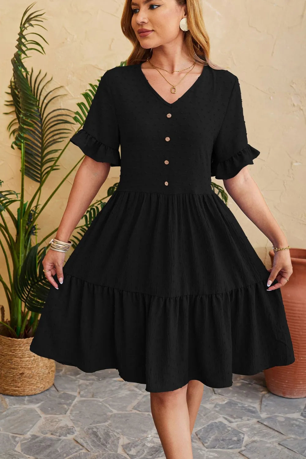 New V-neck jacquard waist cinched five quarter sleeve pleated dress