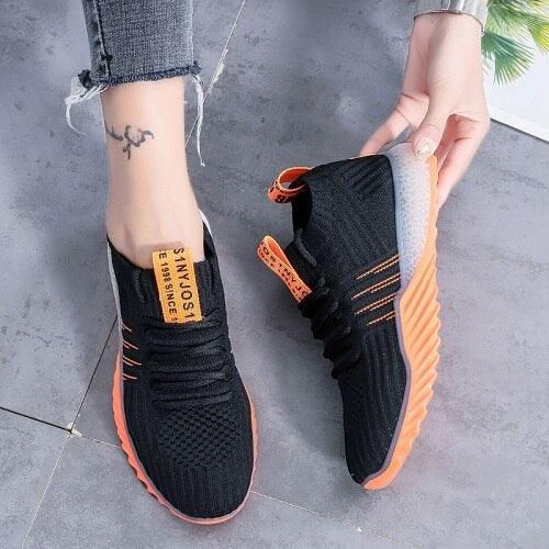 New Women Platform Modern Sneakers Casual Walking Shoes Slip On Mesh Sneakers Lightweight Comfortable Vulcanize Shoes Luxury Fashion Womens Sneakers