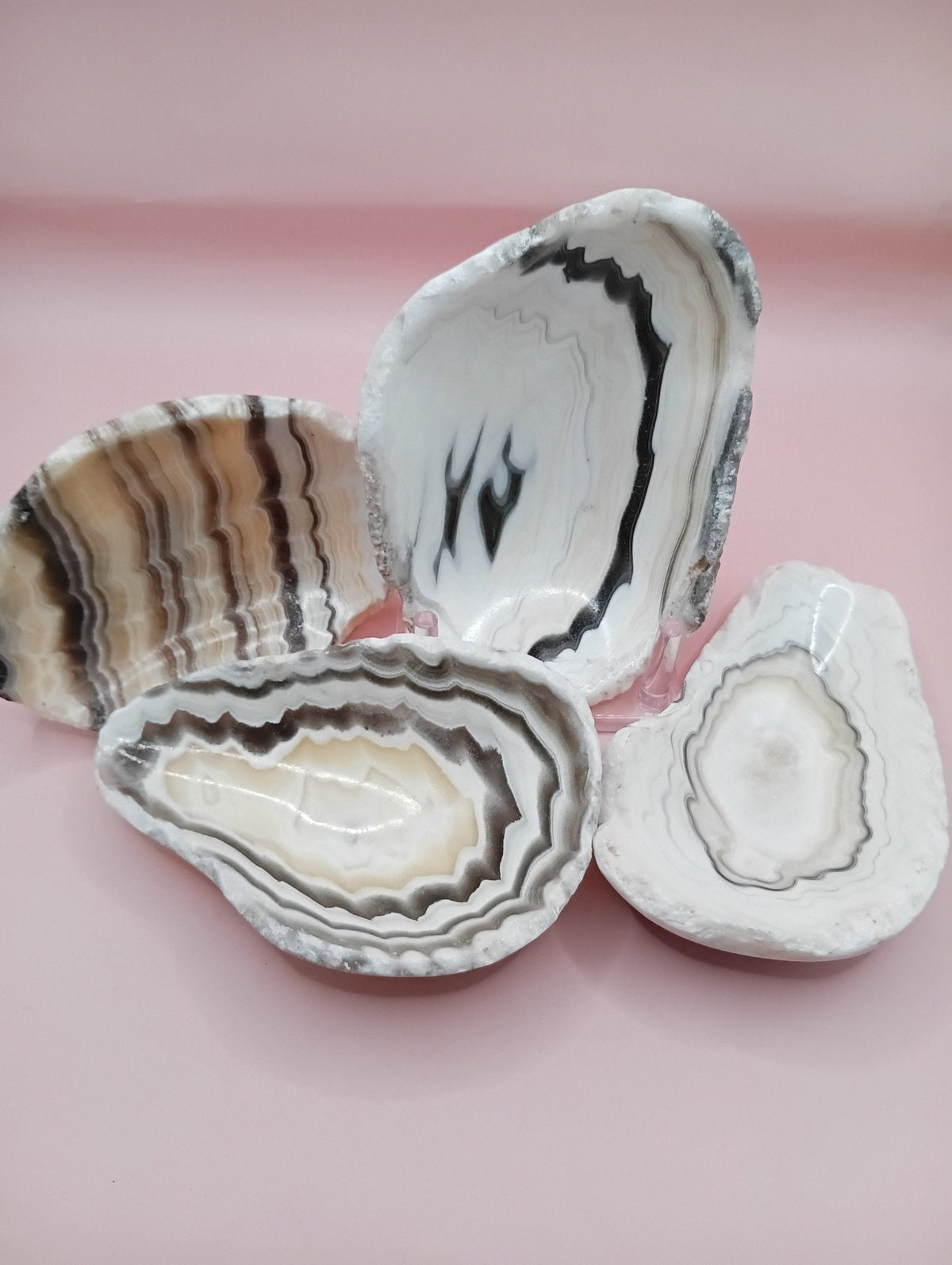 Onyx Slice Bowl – Natural Stone Display Dish