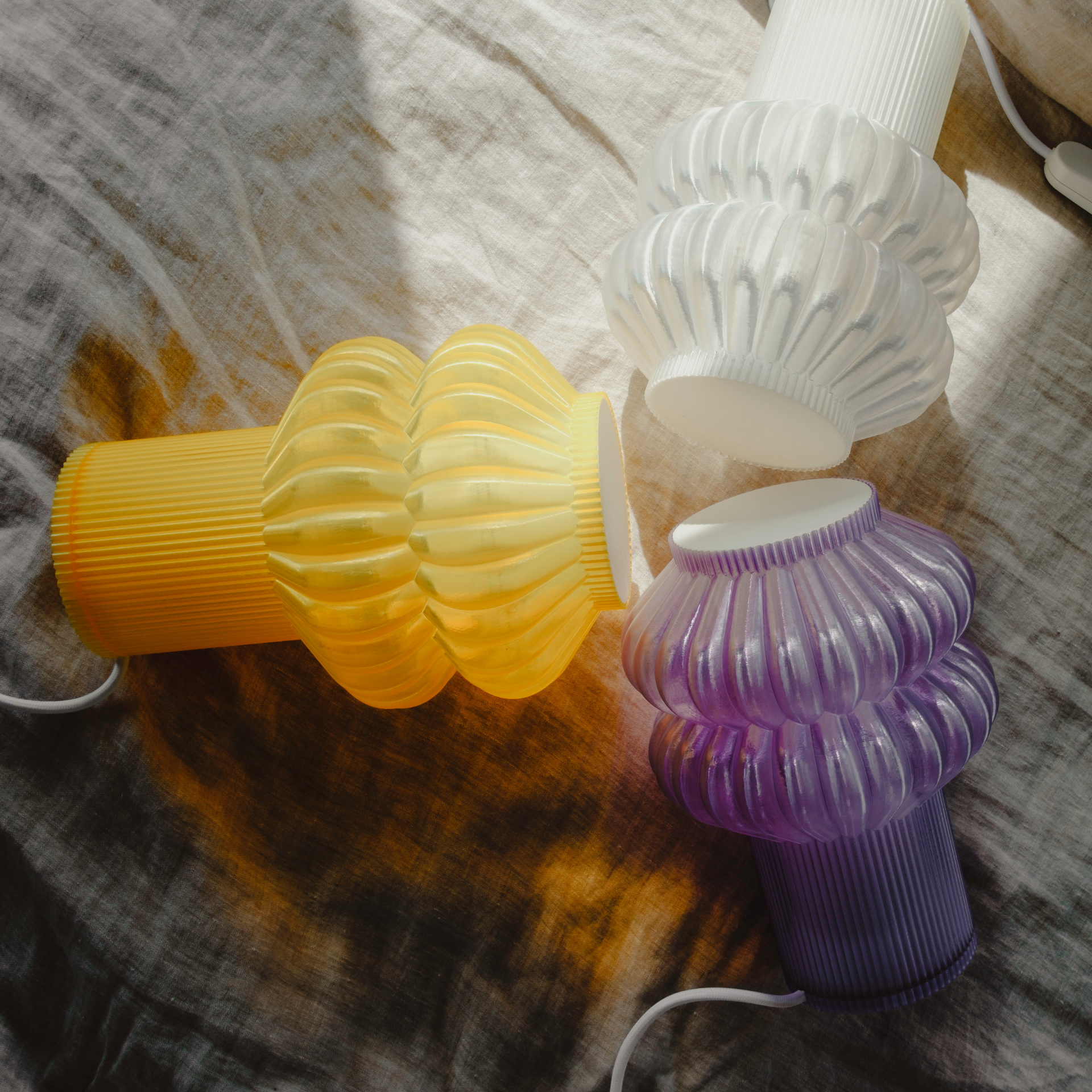 Oppi Table Lamp - Honey Terra Labs