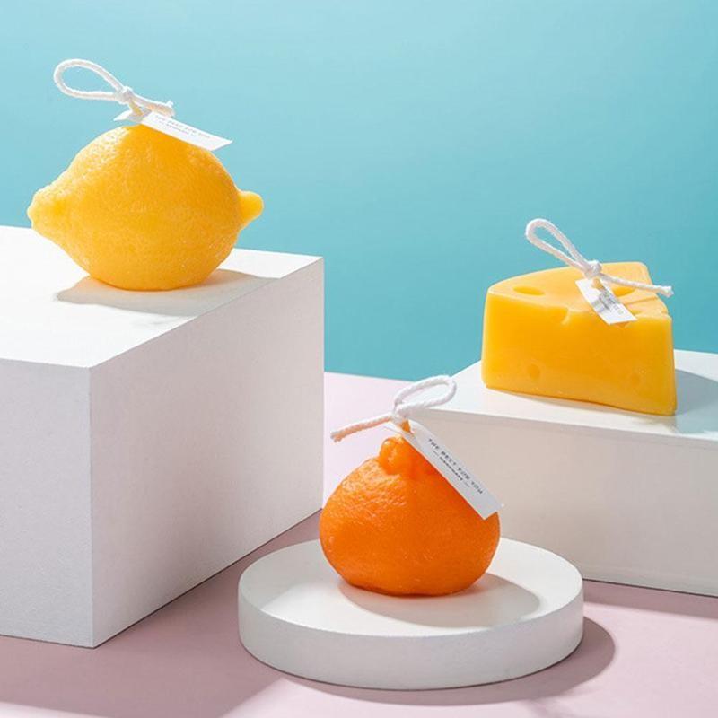 Orange Shaped Scented Candle Fruit Soy Wax Candle Smokeless Oil Aromatherapy Candle Cool Candles Shaped Candles Novelty Candle for Wedding Holiday Birthday Party Decor Aesthetic Candles for Women with Flower Fragrance