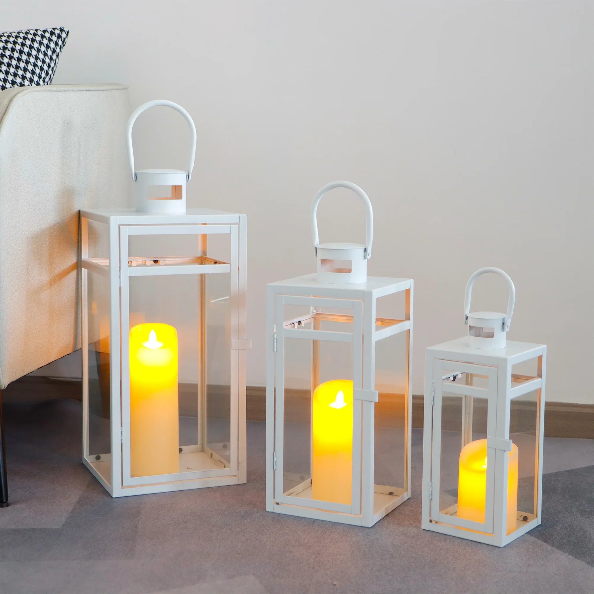 Set of 3 Metal Candle Lantern-12/15/19