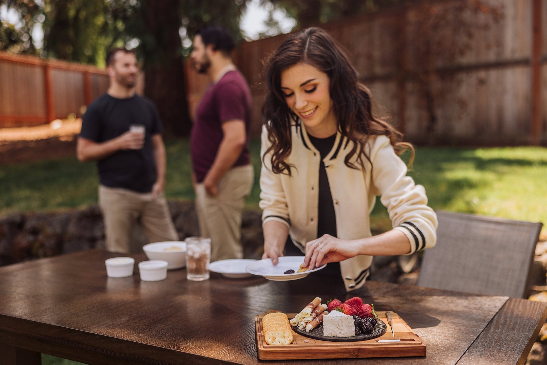 Turntable Acacia and Slate Cheese Board with Knife Picnic Time Family of Brands