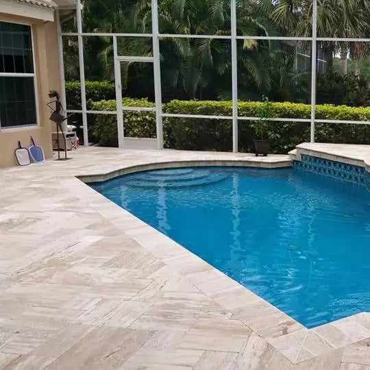 Patara Beige Vein-cut Travertine Pattern Tumbled Pavers - Full Truckload