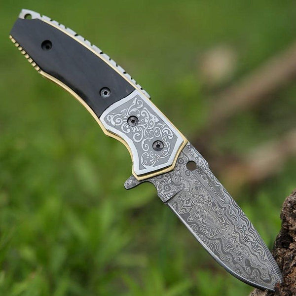 Photon Pocket Knife with Bull Horn Handle