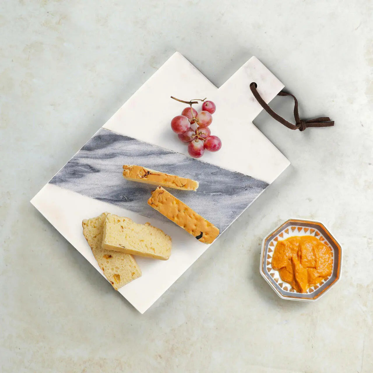 Piera White And Gray Board