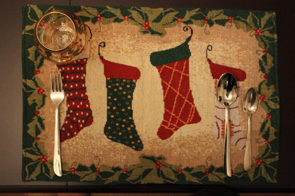 Tache Festive Hang My Stockings By the Fireplace Placemat Set of 4 (12910PM)