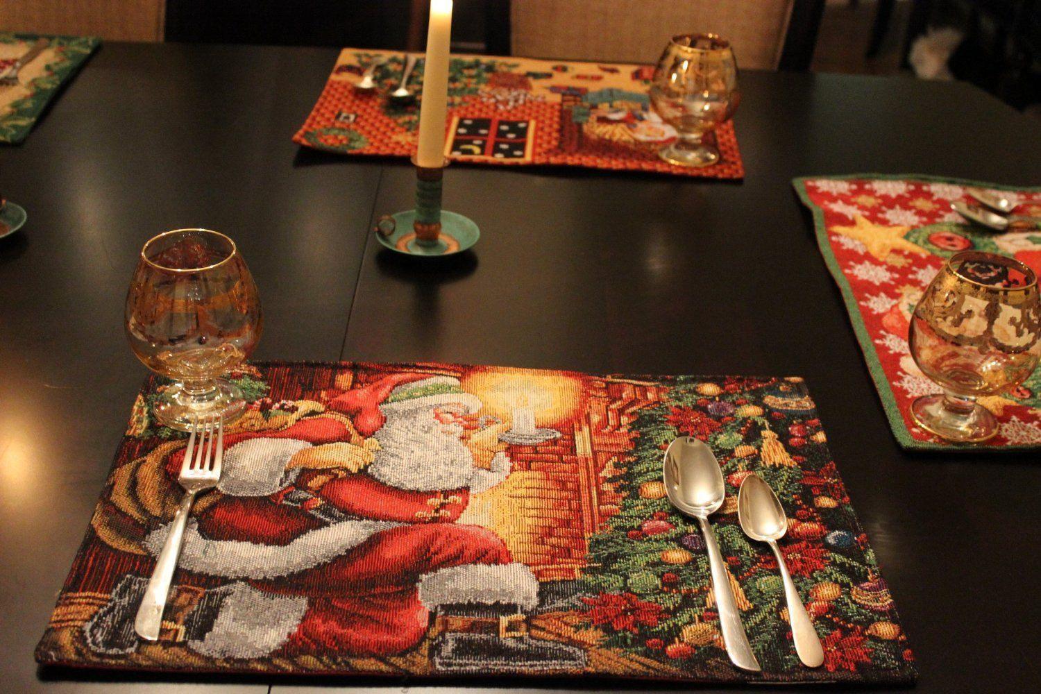 Tache Festive Down the Chimney Woven Tapestry Placemat
