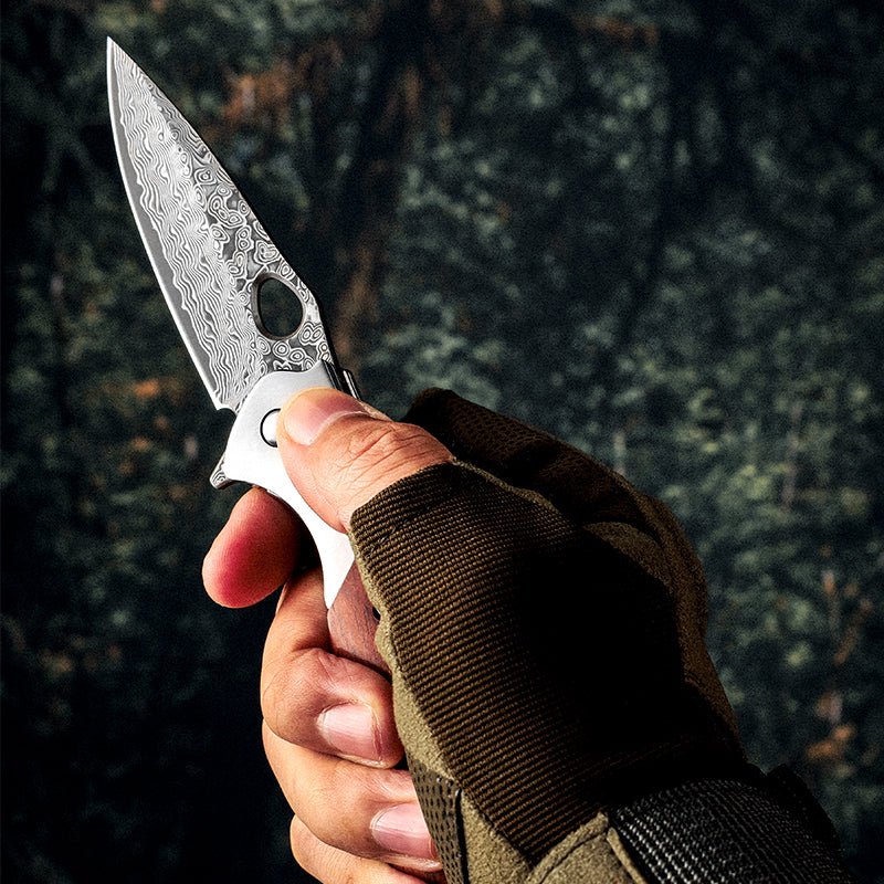 Polar Pocket Knife with Exotic Sandal Wood Handle